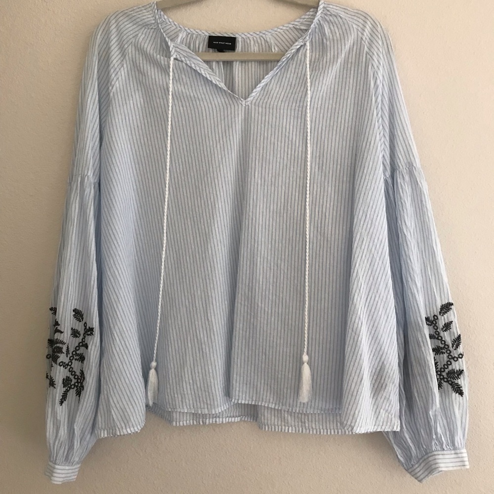 Who What Wear Blouse size M